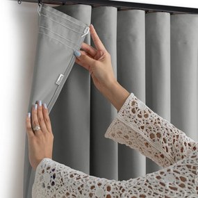 Szürke bársony dimout (részleges sötétítő) függöny 140x300 cm Velto – Filumi