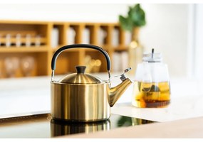 Aranyszínű rozsdamentes acél vízforraló kanna 1,5 l Diamante – Vialli Design