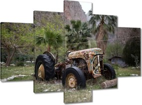 Képek 150x105 Régi traktor a mezőn