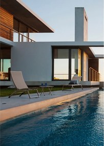 Alumínium kerti dohányzóasztal 43x44 cm Taylor – Bizzotto