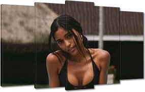 Vászonkép 100x60 Fiatal és szép a medencében