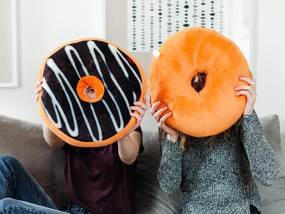 Fánk díszpárna öntettel 38 cm