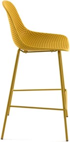 Okkersárga fém-műanyag kerti bárszék Quinby – Kave Home