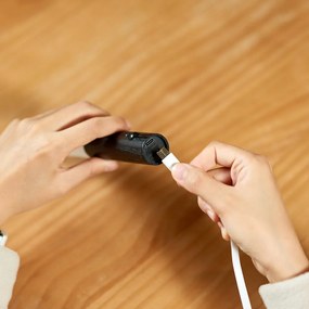Fekete USB-s LED fali lámpa Baton – Gingko