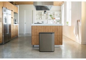 Szürke acél érintésre nyíló szemetes 60 l Bo Touch Bin – Brabantia