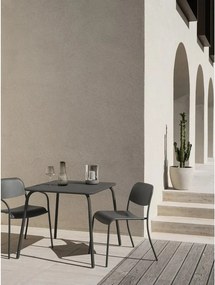 Fém kerti étkezőasztal 80x80 cm Yua – Blomus