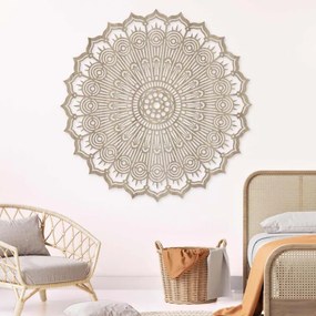 Fából készült mandala a falon | PERKO