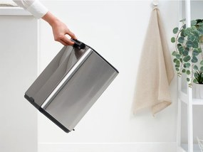 Matt ezüstszínű acél pedálos szemetes 12 l Bo – Brabantia