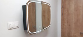 Tükörszekrény világítással, Fali szekrény,  AC csatlakozóval és 2 USB porttal, fekete Outlet