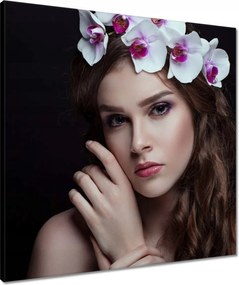 Vászonkép 60x60 Egy gyönyörű barna lány portréja