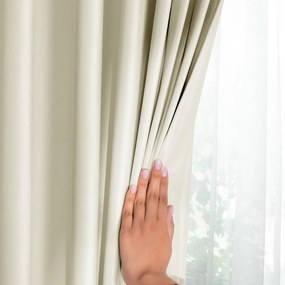 Krémszínű bársony dimout (részleges sötétítő) függöny 140x270 cm Pleat – Restilo