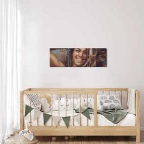 Kép - egy fiatal nő portréja (órával) (90x30 cm)
