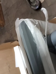 AKCIÓ Szürke étkezőasztal BERGEN 120x80 cm II. osztály