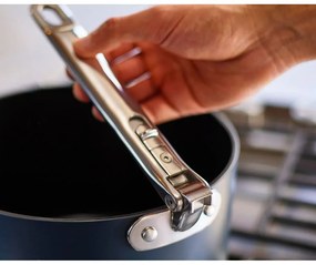 Indukciós tűzhelyhez alkalmas edény fedővel, kerámia felülettel Space – Joseph Joseph