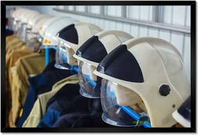 Poszterek keretben 60x40 Tűzoltó sisaksor