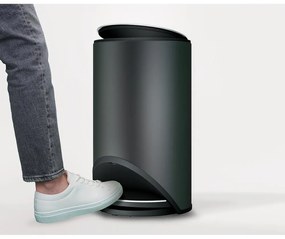 Matt fekete fém pedálos szemetes 10 l Arc – Joseph Joseph
