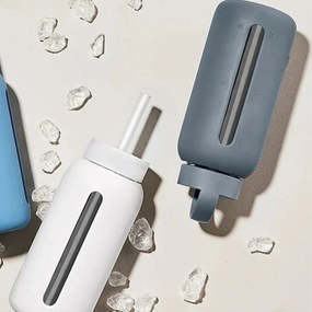Sötétszürke utazó ivópalack 720 ml Smoke Grey – Muuki