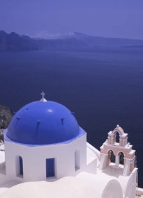 Poszter 39,5x55cm Templom kupolája Santorini sziget szikláján, Assaf Frank