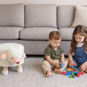 Gyermekszék bárány motívummal