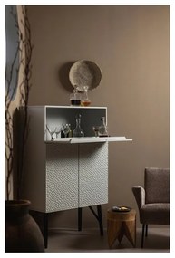 Világosszürke mangófa bortartó szekrény 90x146x46 cm Carved – WOOOD