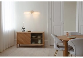 Natúr színű tölgyfa tálalószekrény tolóajtóval 135x73,5x48 cm Italic – UMAGE