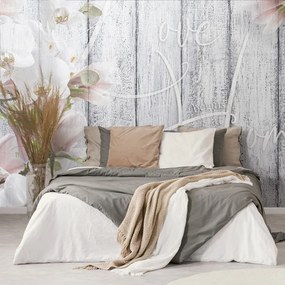 Tapéta vintage orchidea felirattal - Love begins at home