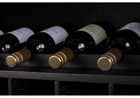 Fekete tölgyfa bortartó szekrény, palackok száma 20, 89x181 cm Travis – Zuiver