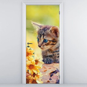Fotótapéta ajtóra - Cica virágot figyelve (95x205cm)