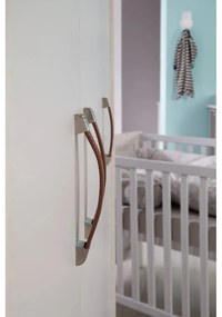 Világosszürke gyerek ruhásszekrény 136x190 cm Mila – Roba