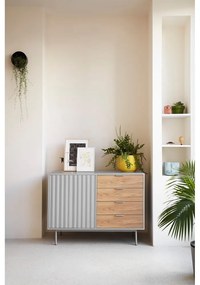 Szürke-natúr színű alacsony komód tölgyfa dekorral 108x80 cm Sierra – Teulat