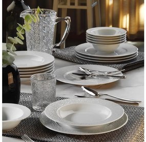 18 darabos fehér porcelán étkészlet