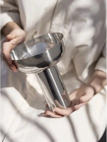 Ezüstszínű rozsdamentes acél váza (magasság 21 cm) Miyabi – Blomus