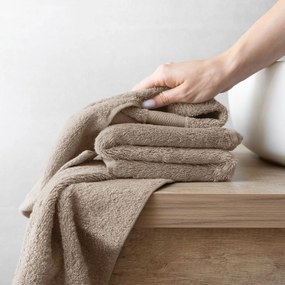 Goldea bambuszszálas törölköző és fürdőlepedő - szürkésbarna 30 x 50 cm