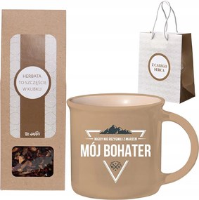 Ajándék Neki Fiúnapra Felirattal Én Hősöm Bögre Tea