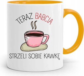 Sárga Bögre Nagymama Napja Lő Magának Egy Kávét fényképes nyomtatással