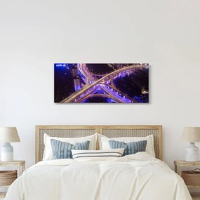 Egy kép egy nagy kereszteződésről éjjel (120x50 cm)