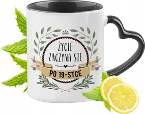 Születésnapra 19 19-as Fekete Bögre Szív Alakú Füllel Ajándék