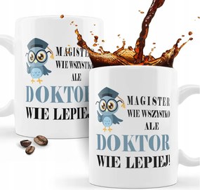 Ajándék bögre a Doktornak "a mester mindent tud, de a Doktor jobban tudja"