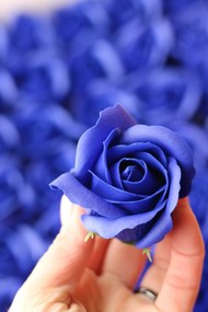 Rózsa szappanvirág 50 db elegáns esküvői dekoráció valentin nap búzavirág