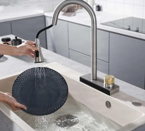 Konyhai csaptelep EYN KW1599 kihúzható, több vízsugaras zuhanyfejjel és széles vízeséses kifolyóval, több színváltozatban — Matt fekete