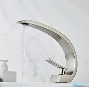 Mosdócsaptelep EYN GB1424-zs LED-világítással, több színváltozatban, például arany és matt fekete kivitelben — Nikkel