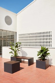 Kultéri asztalka WOODGREEN, többféle - Hobby Flower szín: gránát/természetes fa