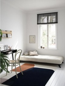 Borovi fenyő egyszemélyes ágy ágyráccsal 90x200 cm Senza – Karup Design