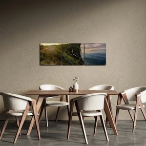 Egy nő képe a sziklán (órával) (90x30 cm)