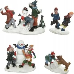 Karácsonyi figura gyerekeknek, akik a hóban játszanak