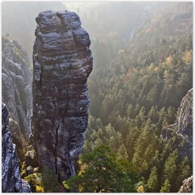 Poszterek 100x100 Magas szikla