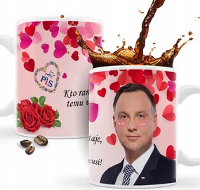 Duda nyomott mintás bögre Pis vicces ajándék Elnök