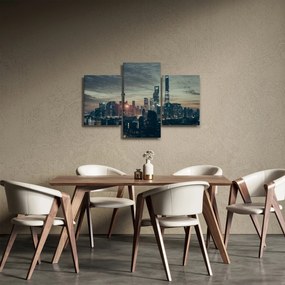 Város képe alkonyatkor (90x60 cm)