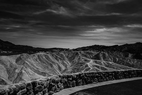 Öntapadó fotótapéta  Death Valley Nemzeti Park fekete-fehérben