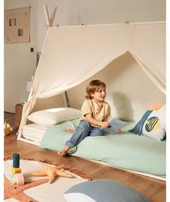 Fehér bükkfa házikó alakú gyerekágy ágyráccsal 90x190 cm Maralis – Kave Home